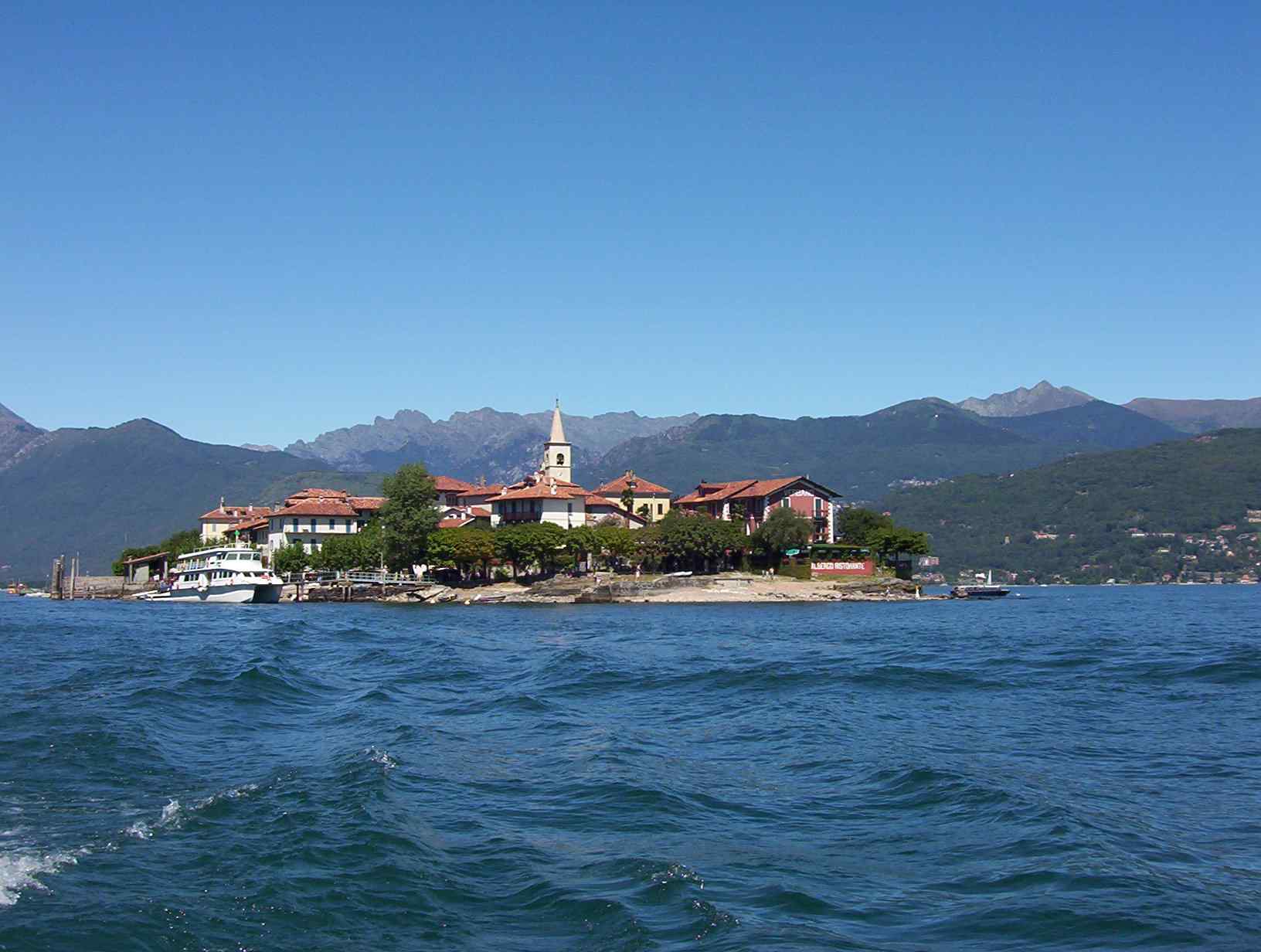 Isola dei pescatori o isola superiore, lago maggiore